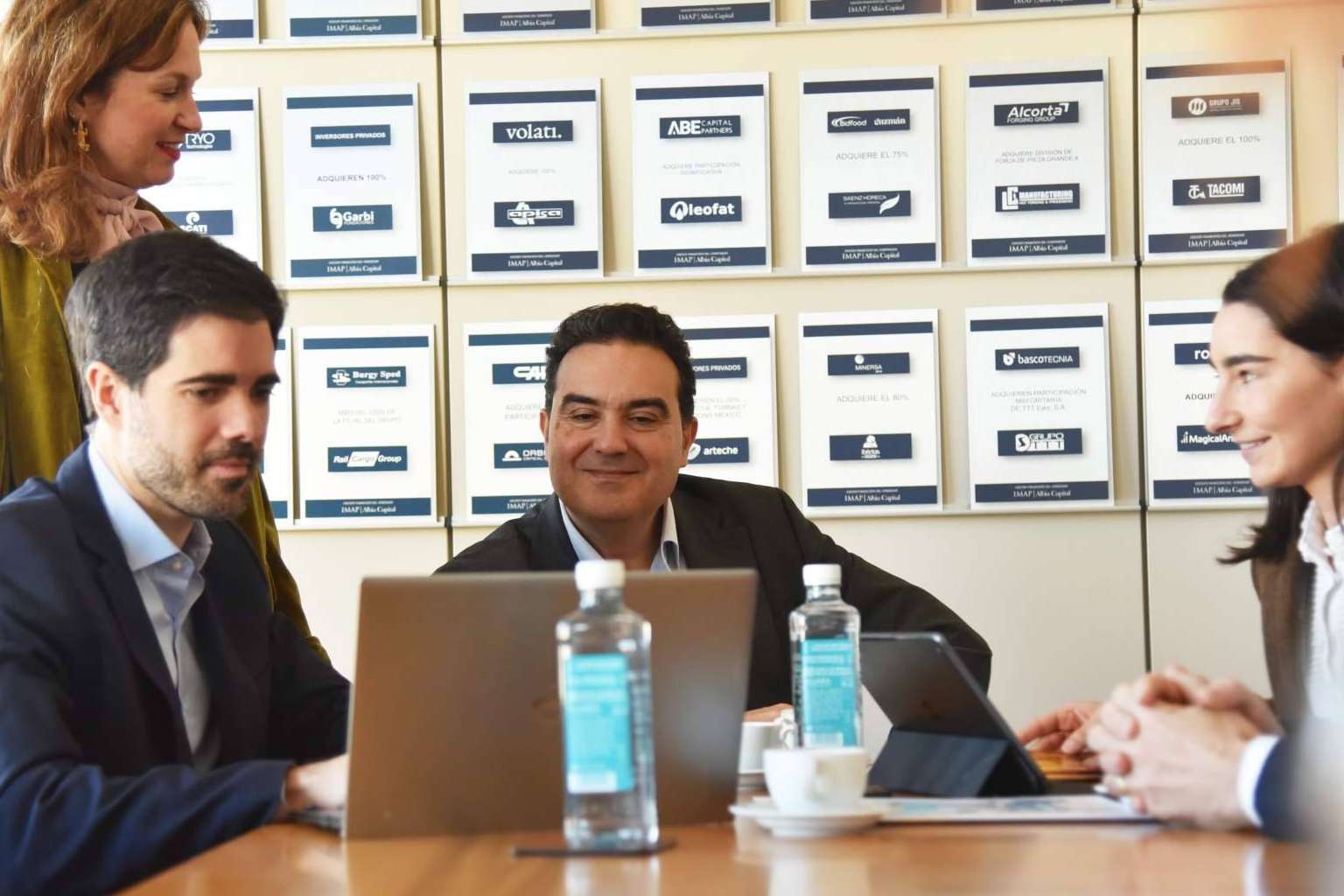 IMAP cierra 252 transacciones en 2024, consolidándose como sexto asesor de M&A a nivel global