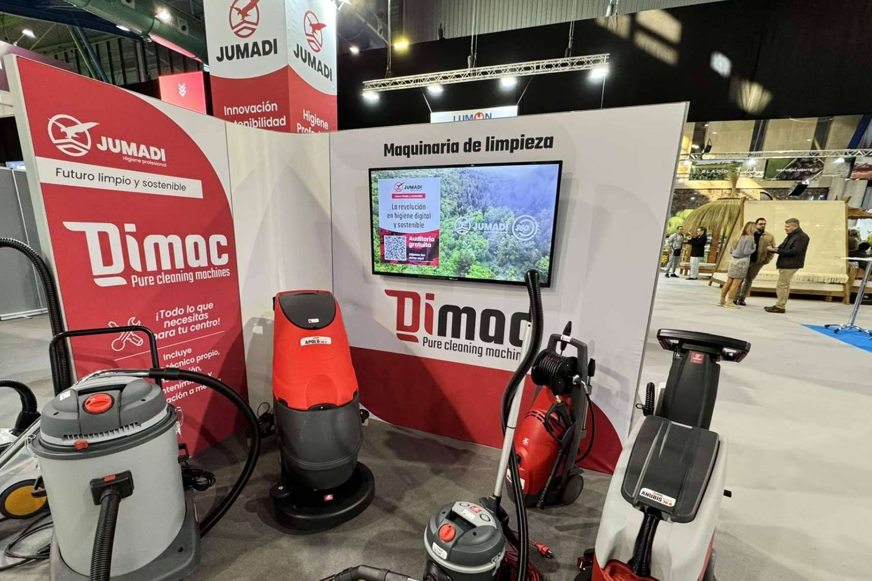 DIMAC, la nueva marca de maquinaria de limpieza profesional de Grupo Jumadi