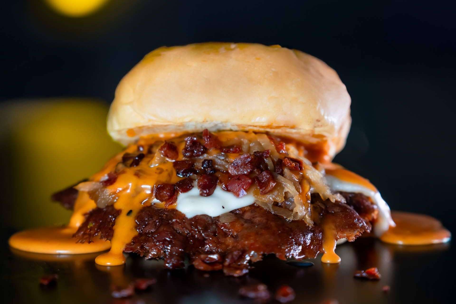 Tximist revoluciona la escena gastronómica con sus Smash Burgers en Bilbao