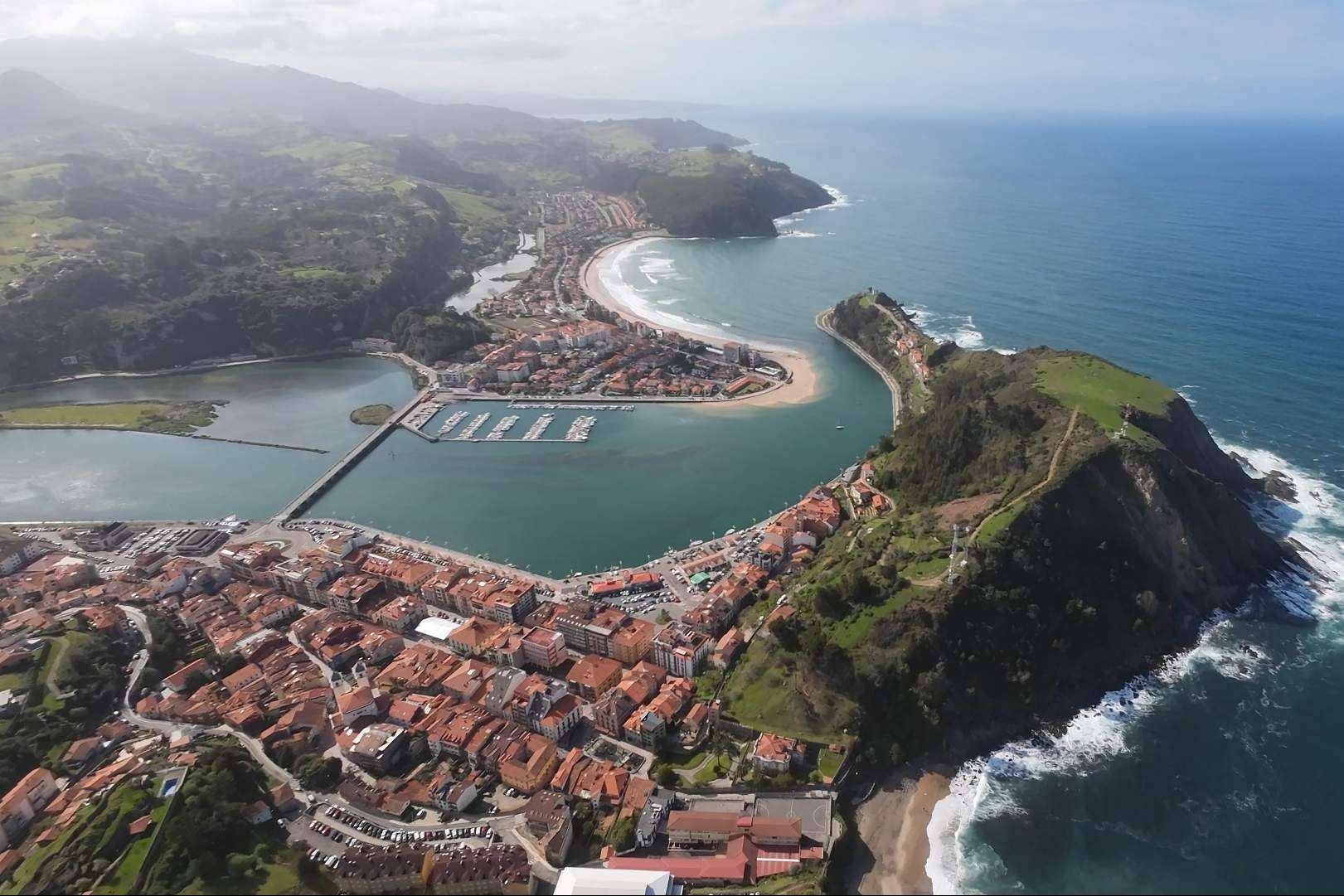 De la primera emoción al dominio del vuelo, la experiencia de un curso piloto de ultraligero en Asturfly