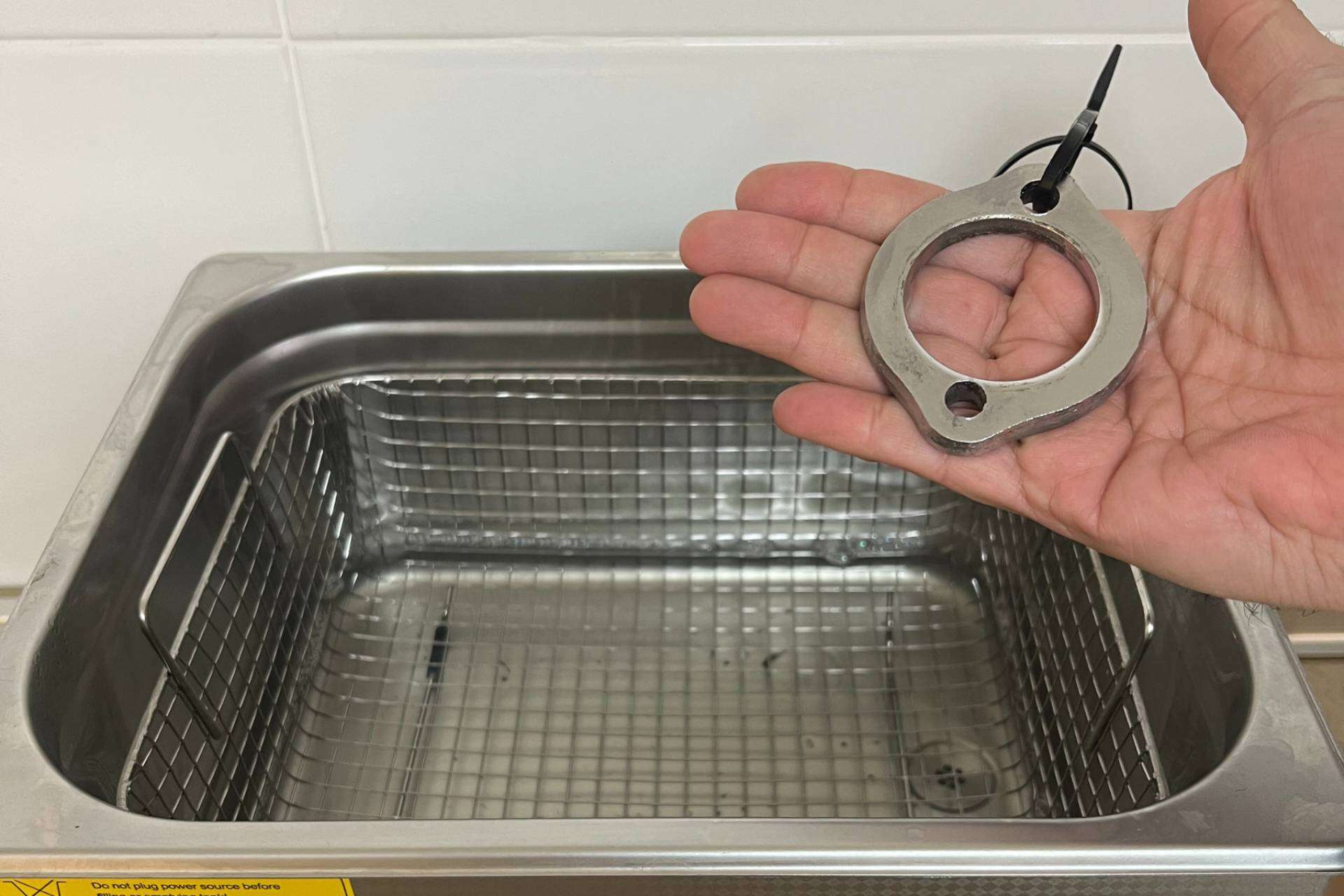 Limpieza por ultrasonido; La forma más fácil y efectiva de restaurar las piezas Dile adiós a la suciedad