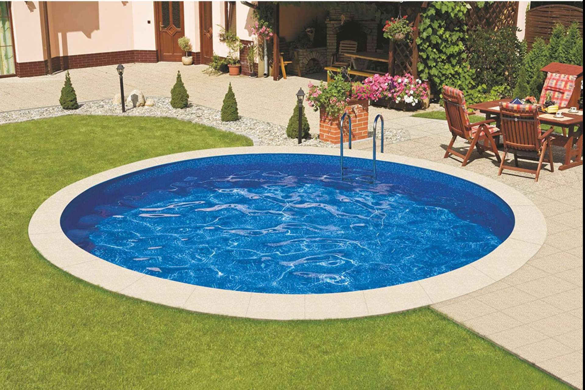 Un oasis en casa este verano con las piscinas Ibiza redondas y ovaladas