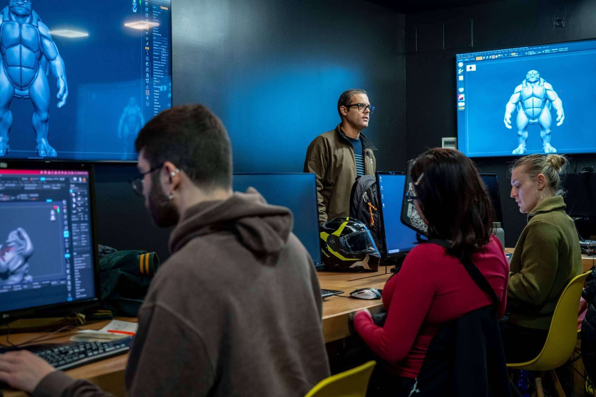 Se adquiere maestría en videojuegos, cine y animación a través de la formación de Universal Arts School