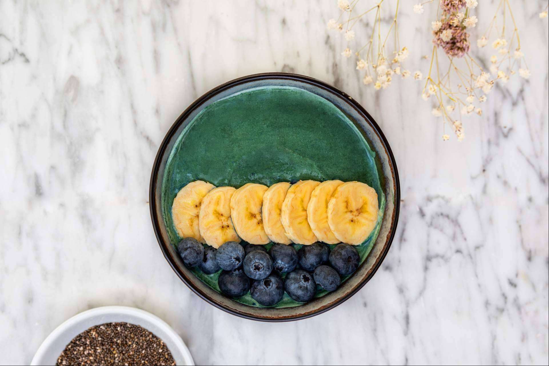 Blauver impulsa el consumo de espirulina en verano como fuente natural de vitalidad