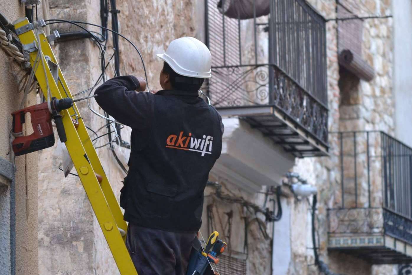Akiwifi lanza fibra óptica 1Gb desde 19,95€ al mes en gran parte de España, incluyendo Castellón