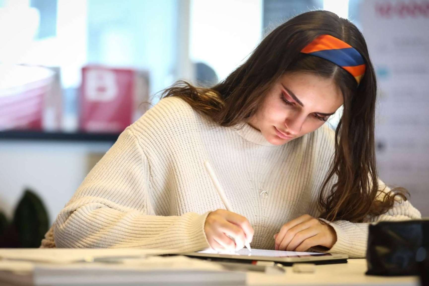 Diseño gráfico y salidas laborales; El futuro de los creativos formados en Creanavarra
