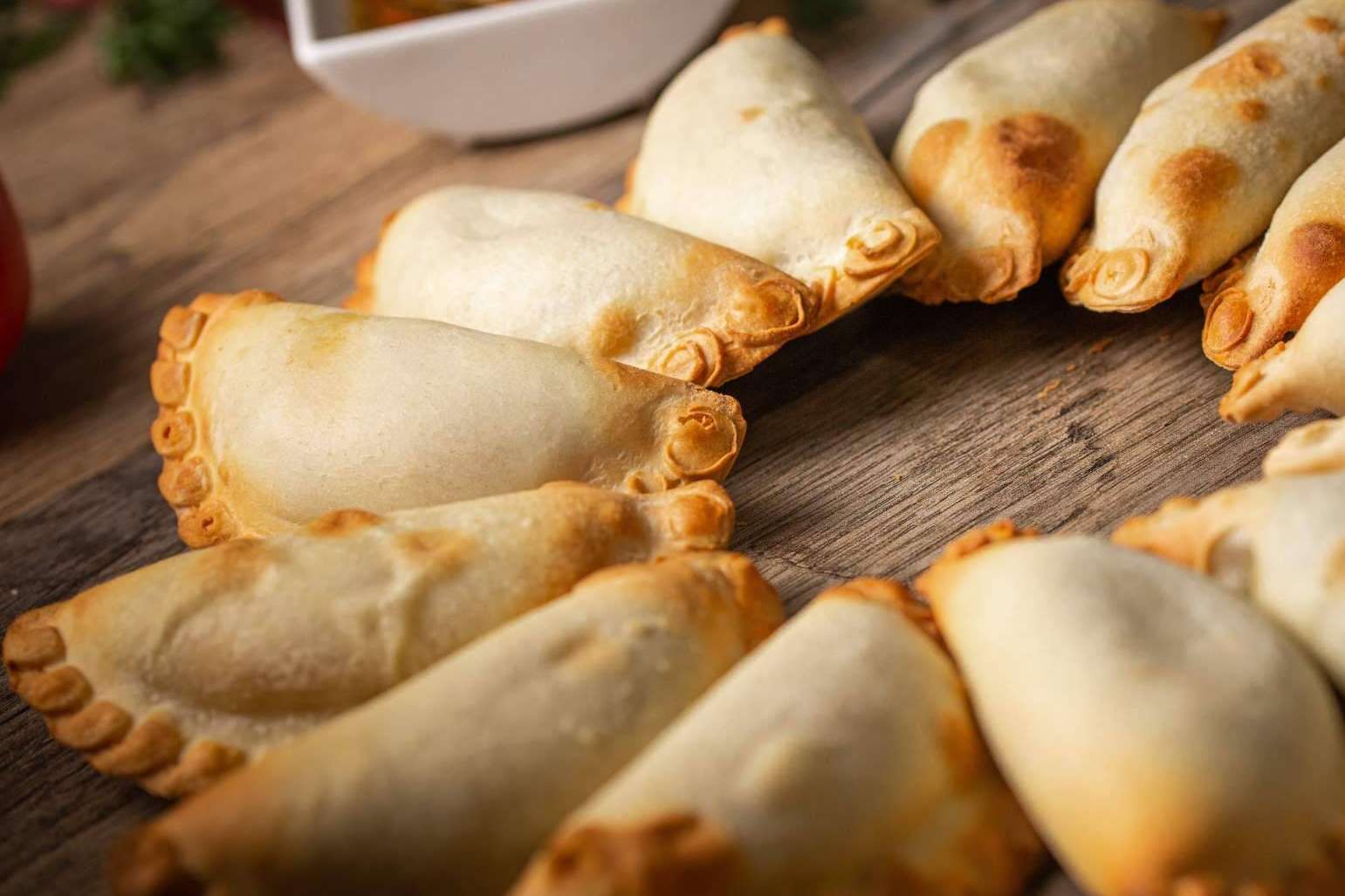 Empanadas El Rosario crece en Europa con su catálogo artesanal de 19 sabores y envío profesional sin mínimo