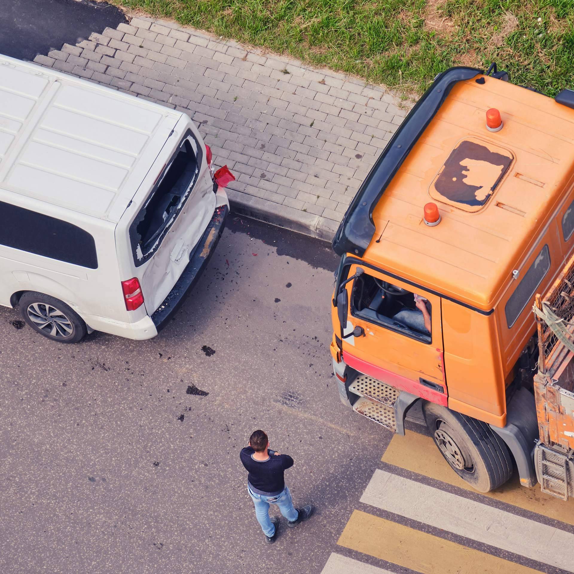 Vender un coche siniestrado o averiado ya es posible sin complicaciones y con recogida gratuita