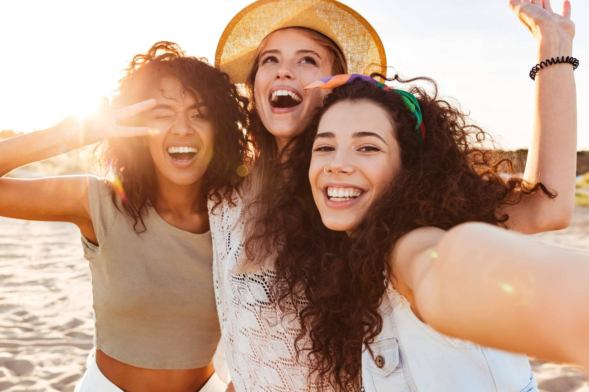 Reparar, hidratar e iluminar; la fórmula facial híbrida frente al daño solar