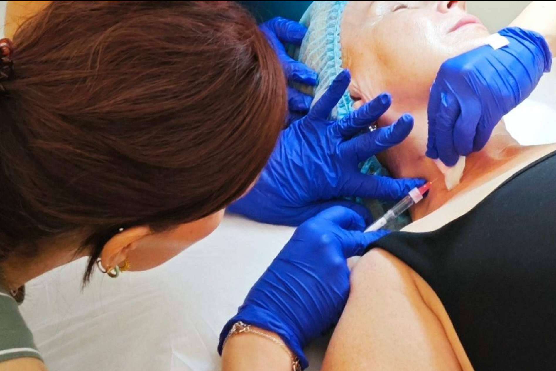 Unos de los 5 mejores centros para estudiar medicina estética en 2025