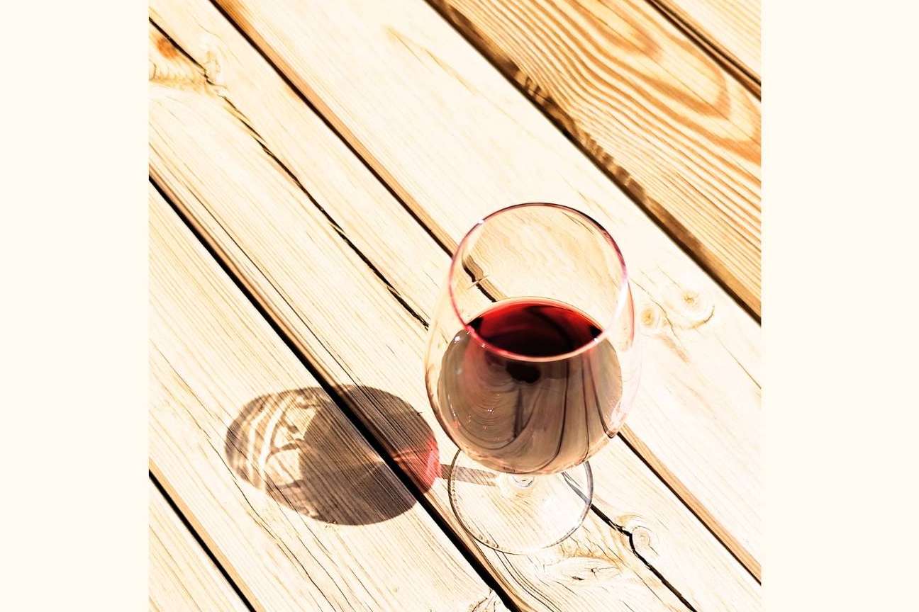 Disfrutar del vino de la bodega más antigua de España