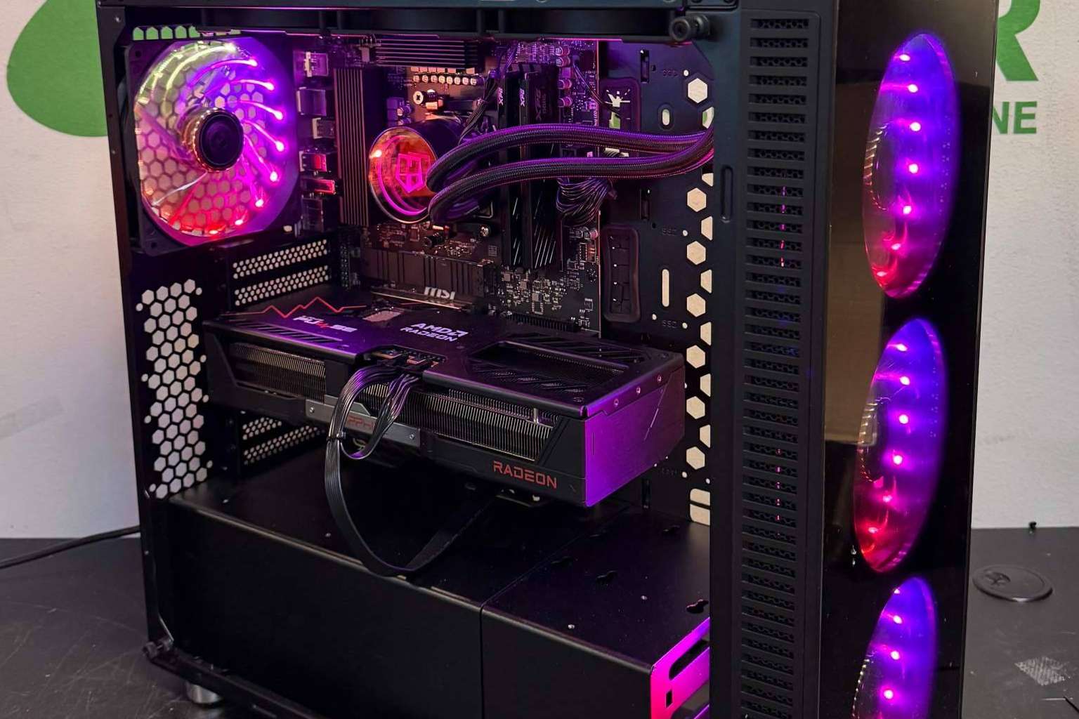 Aussar impulsa la configuración de ordenadores a medida como alternativa al PC preensamblado