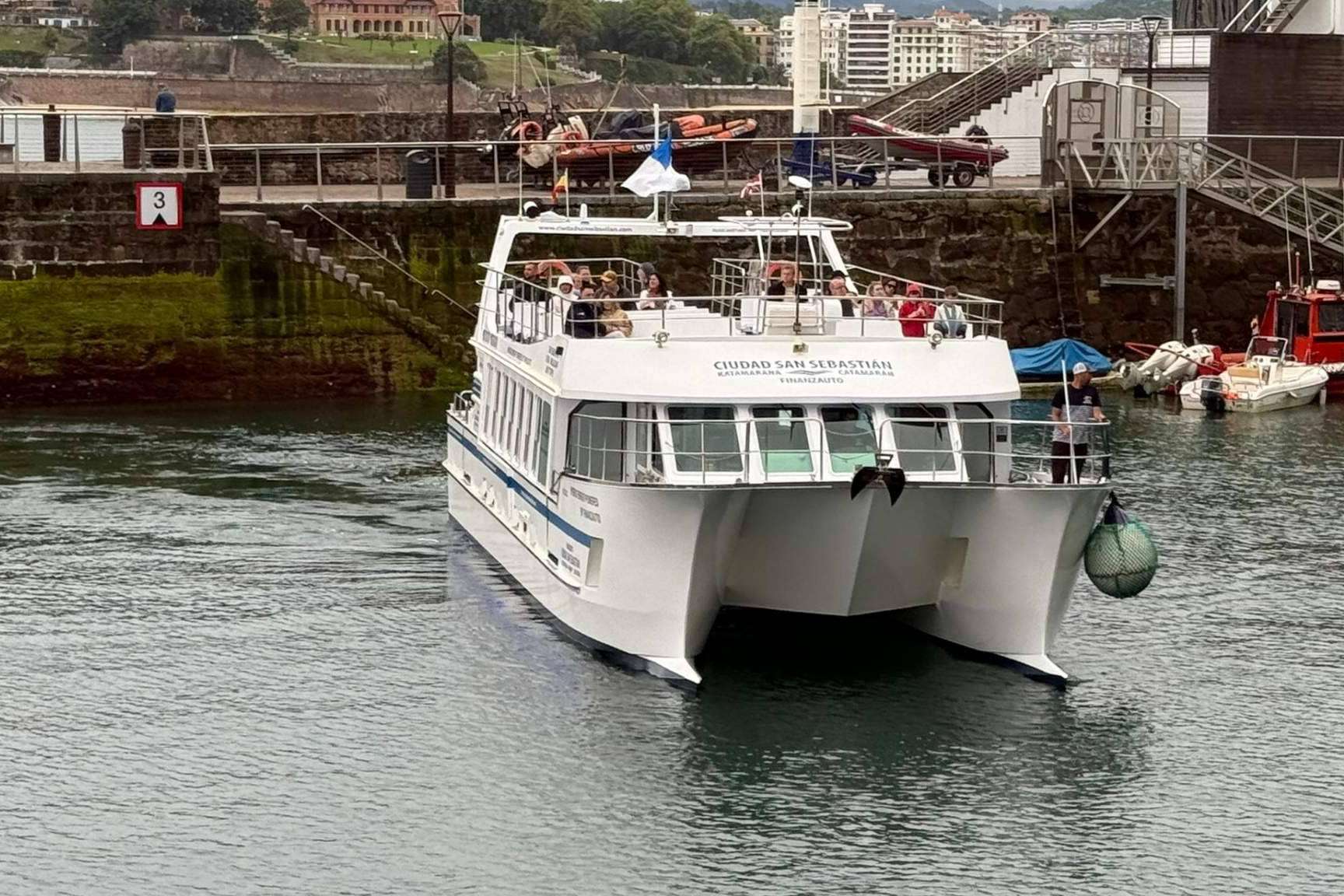 San Sebastián, la joya de moda con turismo marítimo 100 % sostenible