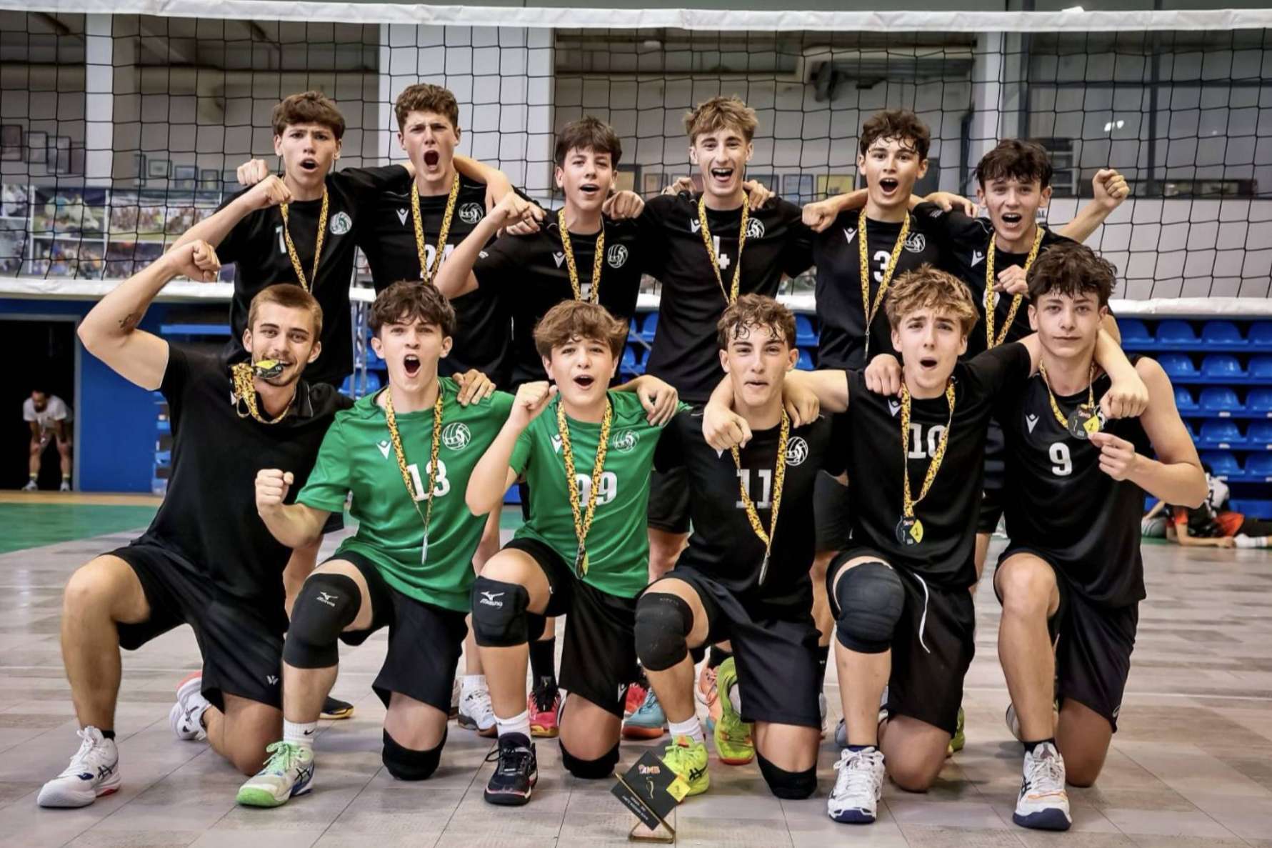 El Club voleibol ABV de Boadilla del Monte se lleva el oro en el mayor torneo internacional en Espinho