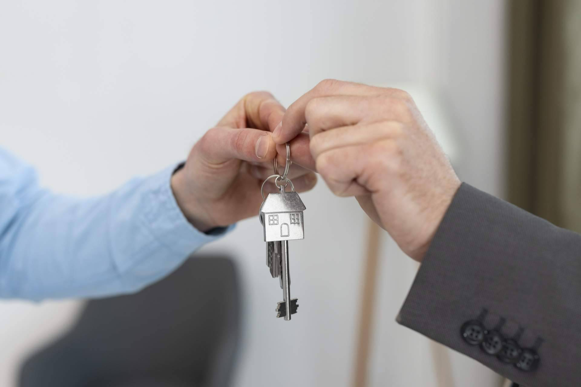 Tu Hogar Posible; la inmobiliaria que abre la puerta a la vivienda sin ahorros previos