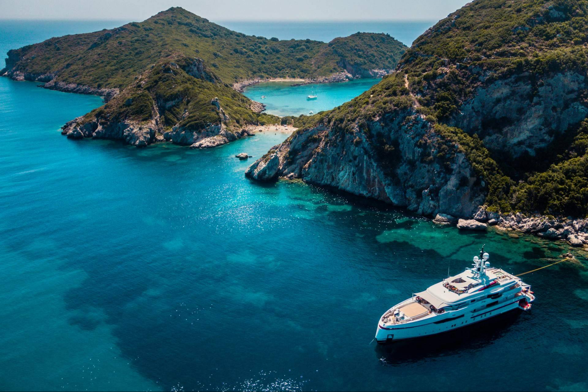 Boatsters Black, experiencias de navegación a medida en destinos náuticos de élite