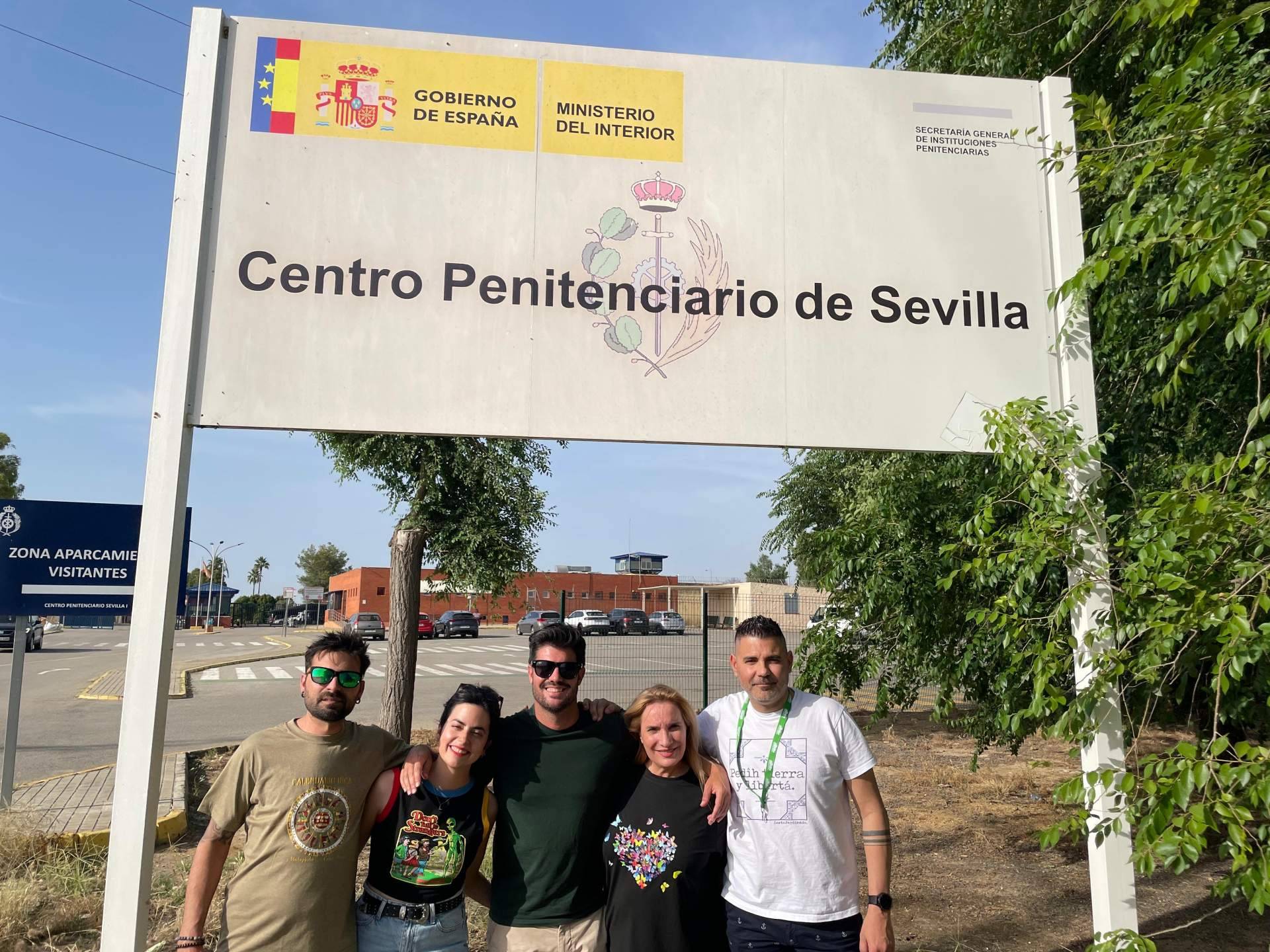 La Fundación Emouniverso y Solidarios para el desarrollo unidas en Sevilla I