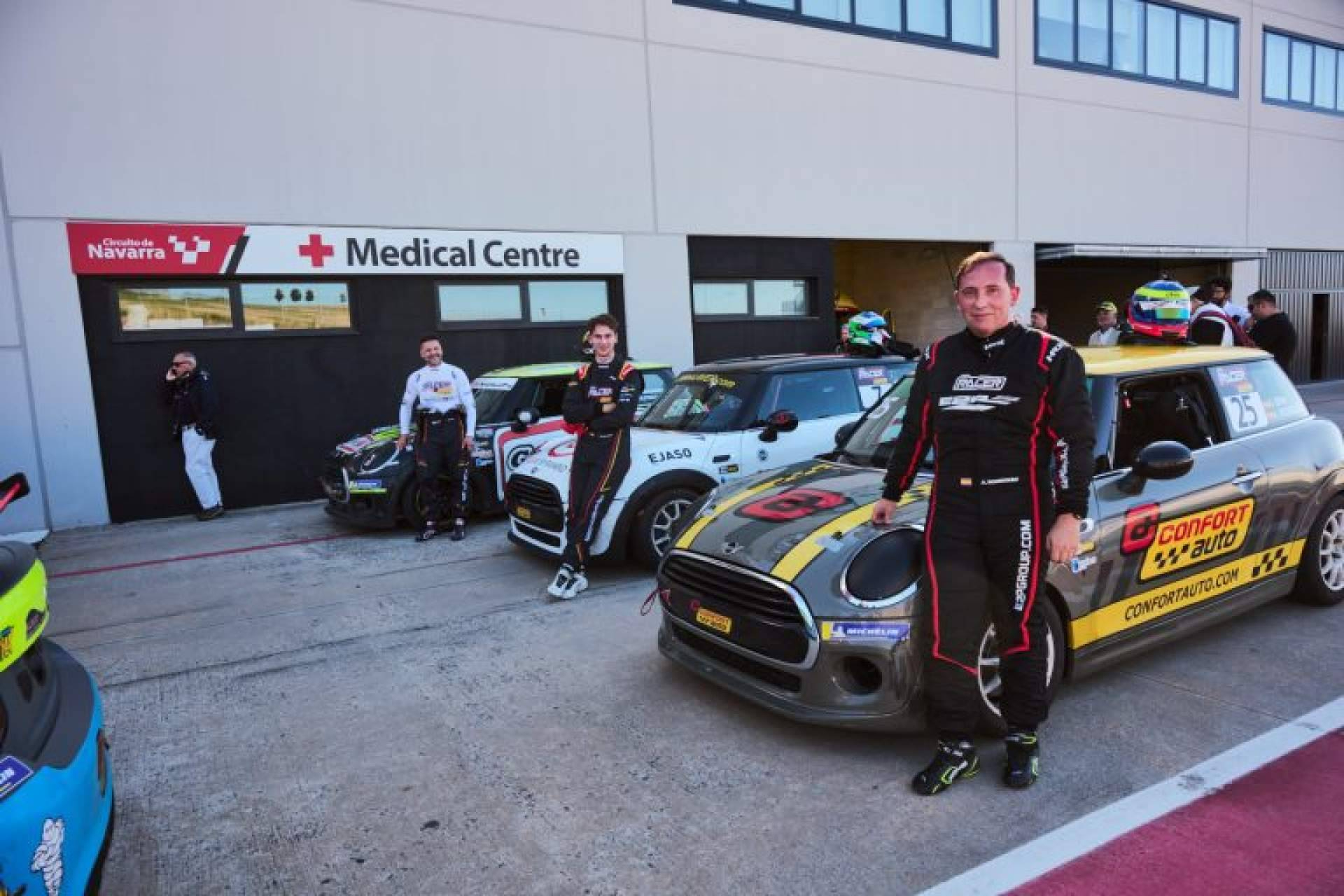 La Copa Racer Confortauto deja un campeonato al rojo vivo tras su cuarta cita en Navarra