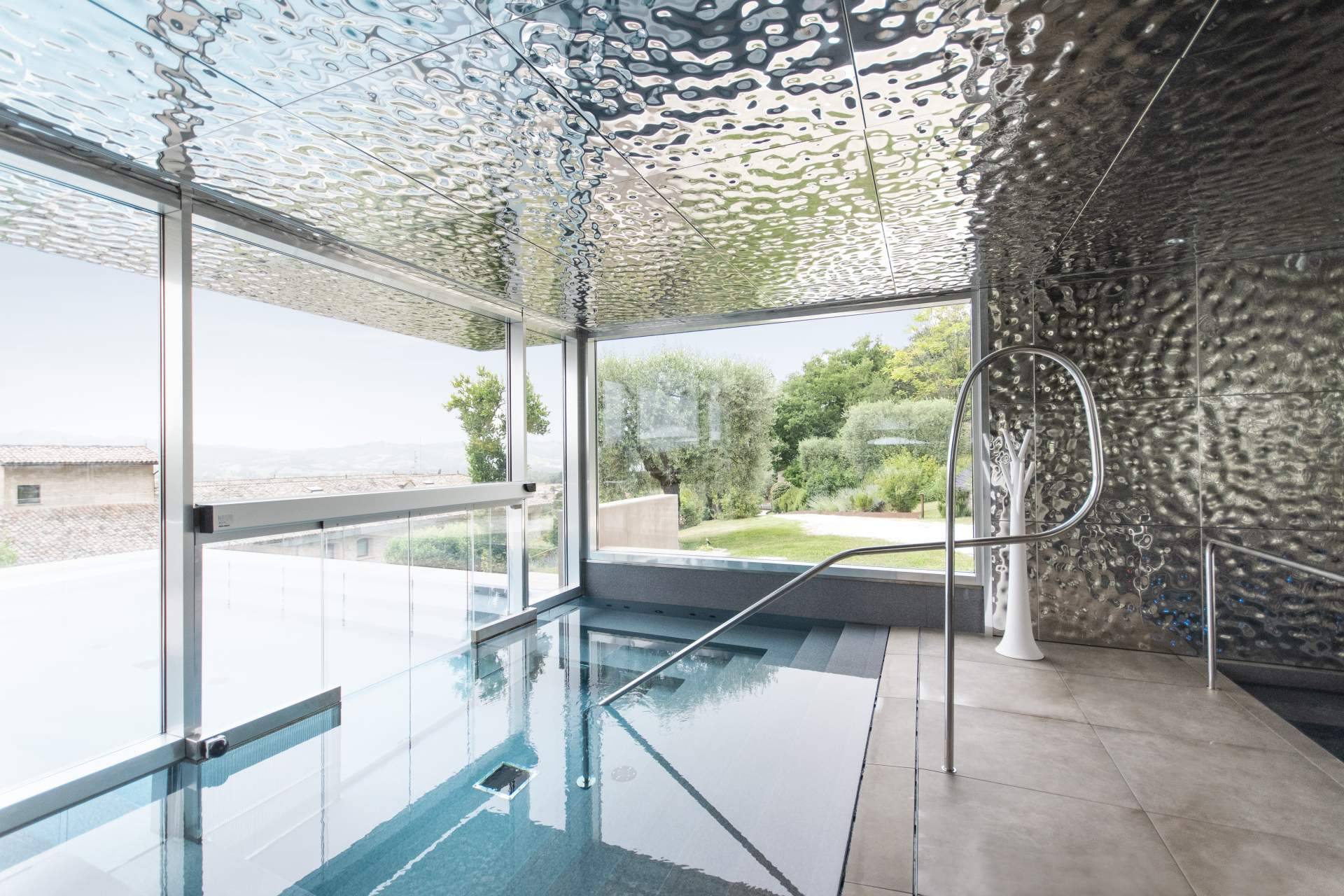El Revestimiento Metálico 3D de Mossyrock Design está redefiniendo la Arquitectura exterior e interior
