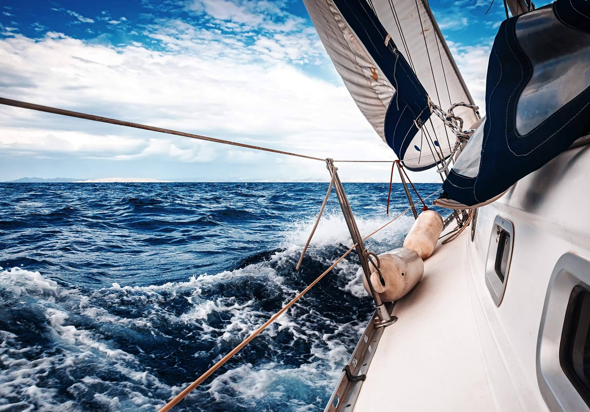 Coberturas específicas para barcos, veleros y motos de agua; así es el seguro online de Seguro de mi Barco