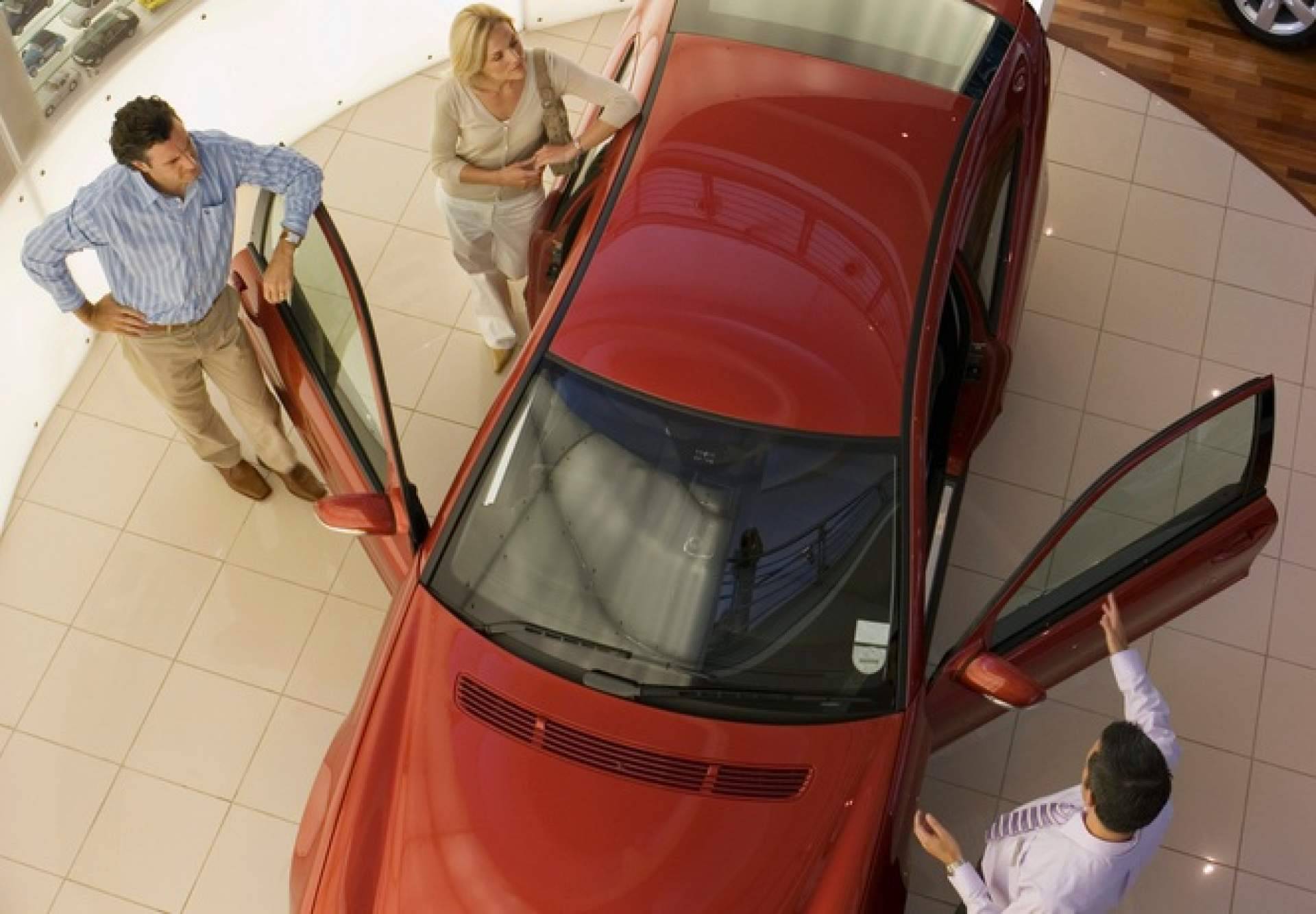 SG24 Consultores gestiona la transferencia de coche desde casa con trámites 100 % online ante la DGT