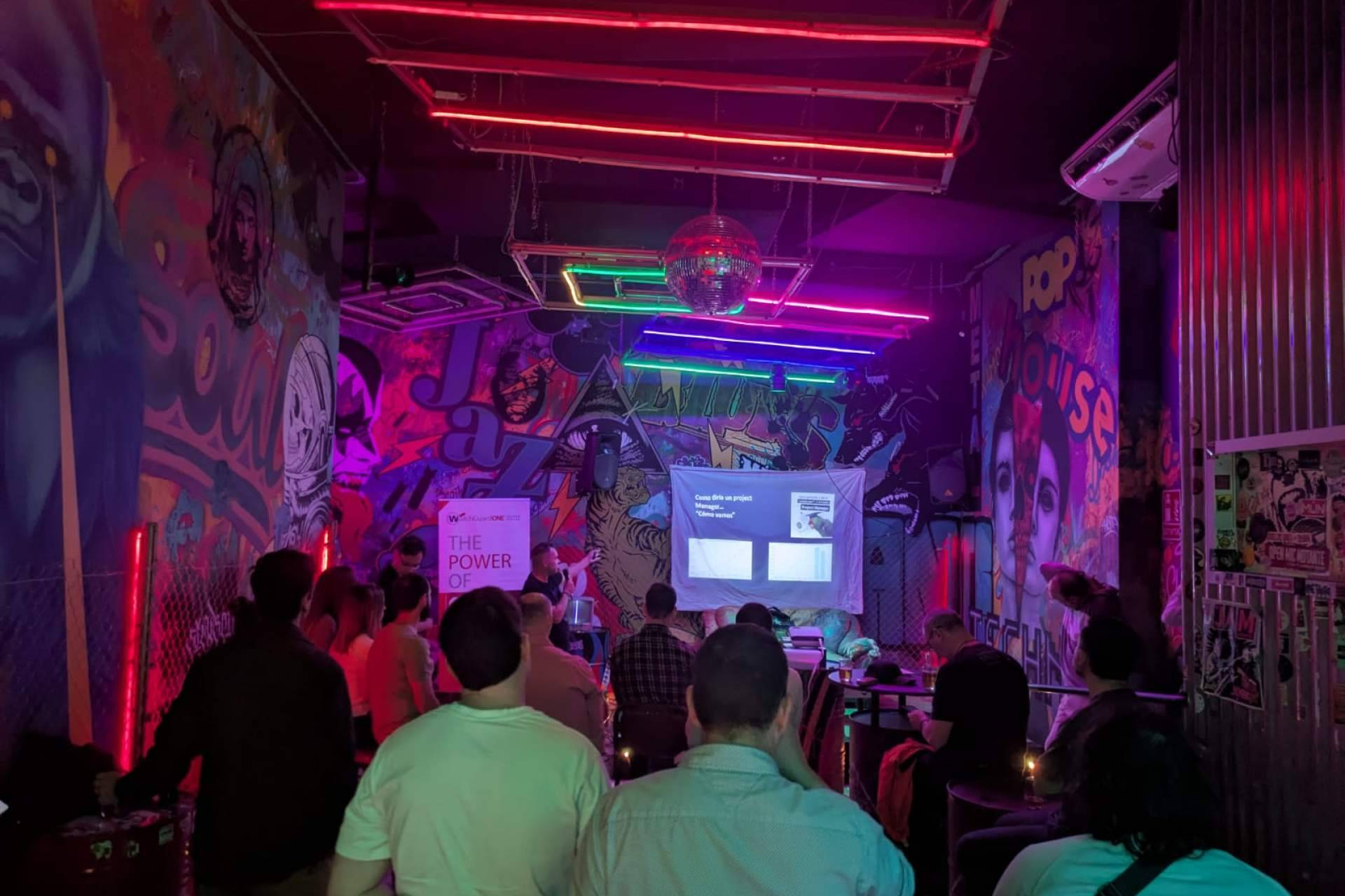 Hacking Sevilla; ciberseguridad, cultura hacker y música en directo en un ciclo pionero
