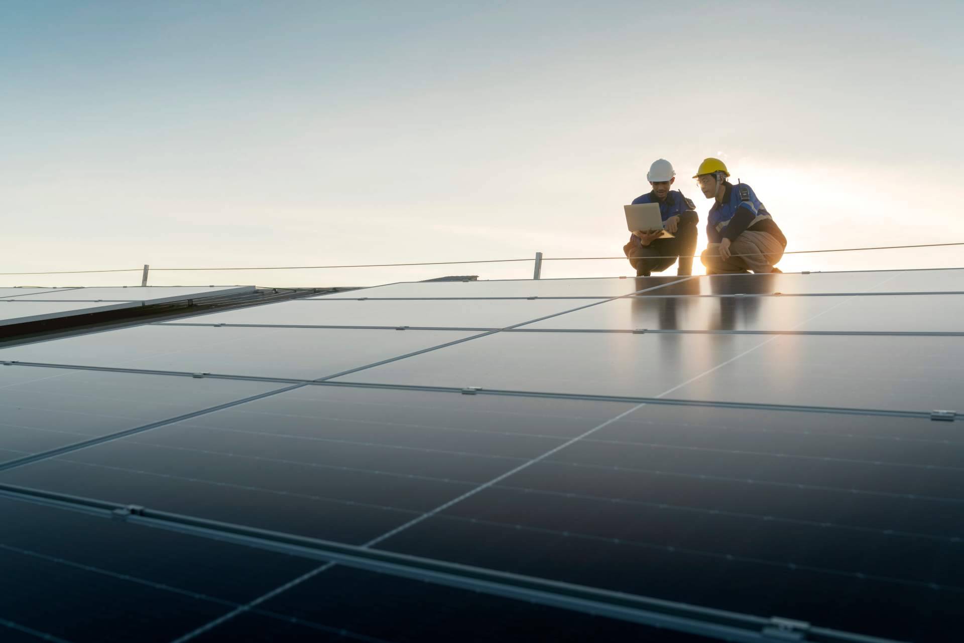 La sección de fotovoltaica de Celectricos.com ofrece soluciones completas para instalaciones solares eficientes