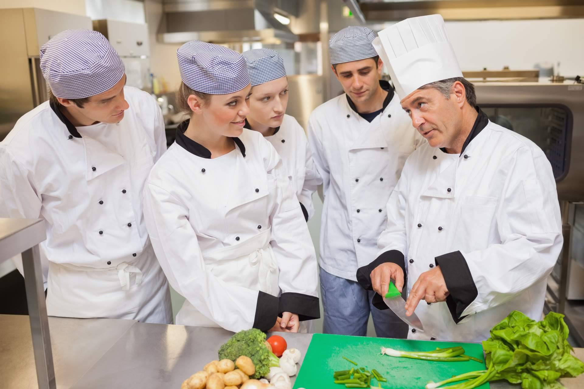 Carnet Manipulador Alimentos Madrid con Laborali; curso online flexible y válido para toda la Comunidad