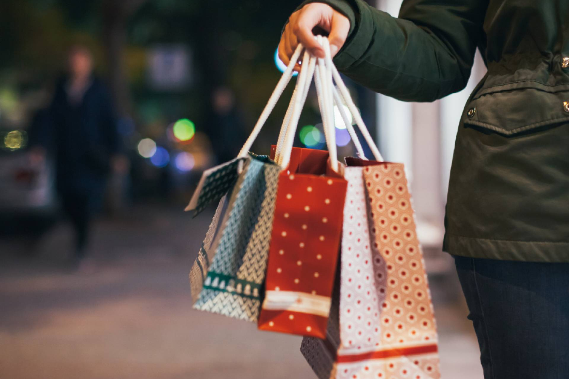 El gasto navideño por persona supera los 600€ y Sin Deuda Group alerta sobre la importancia de planificar
