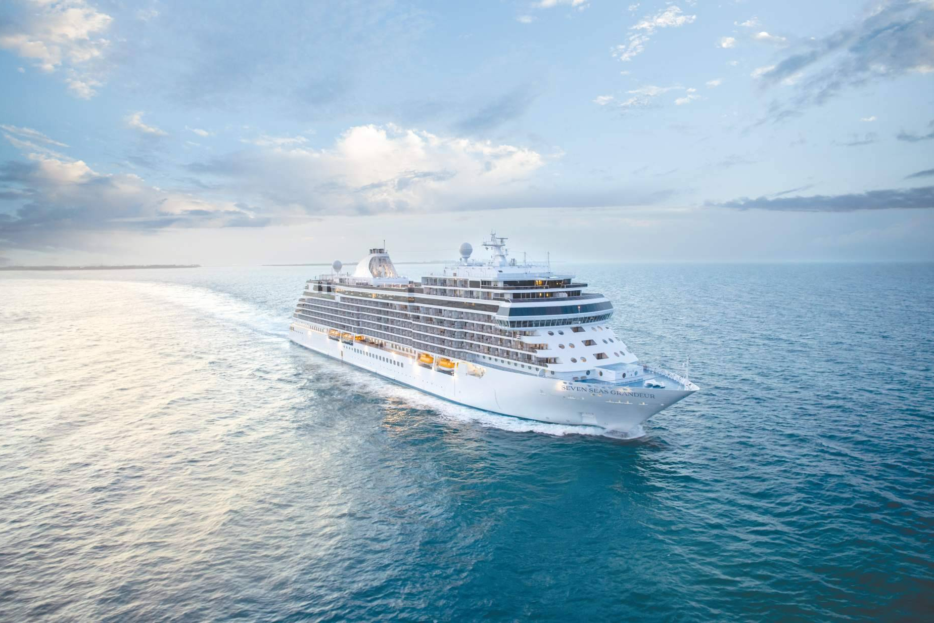 Regent Seven Seas Cruises invita a comenzar 2026 navegando hacia lo extraordinario