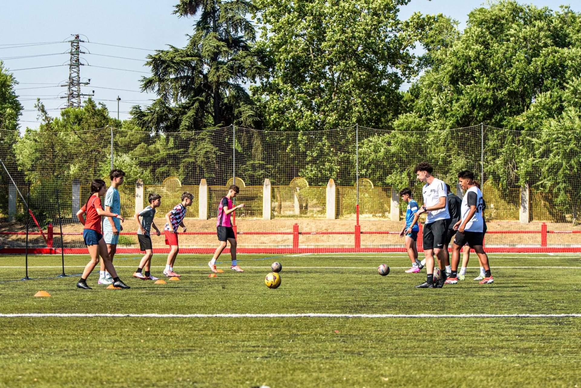 ÁREA FUT MADRID; fuerza y tecnificación para futbolistas que quieren mejorar su rendimiento