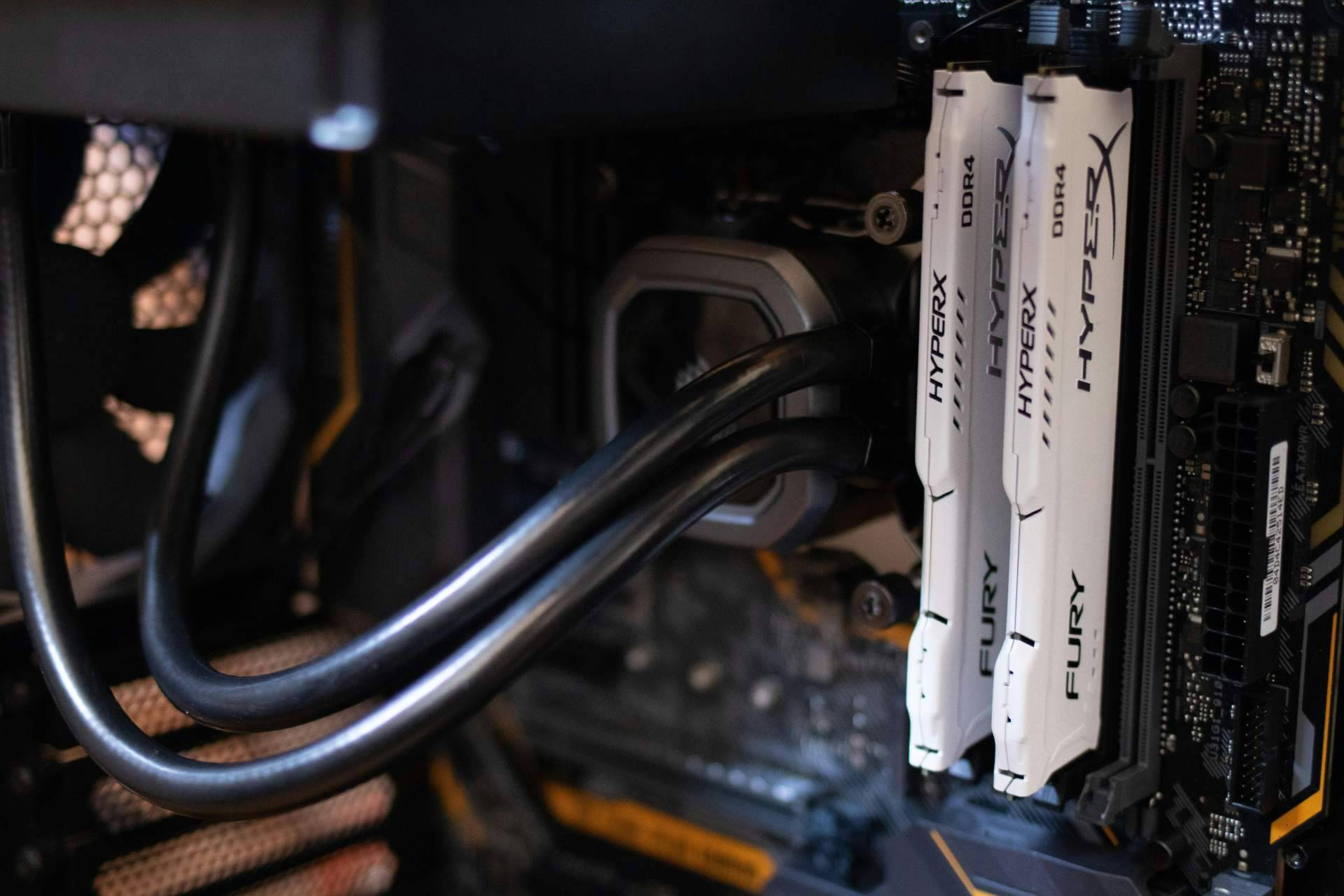 Infocomponentes.com impulsa la tendencia de montar PCs a medida con componentes ordenador de alto rendimiento