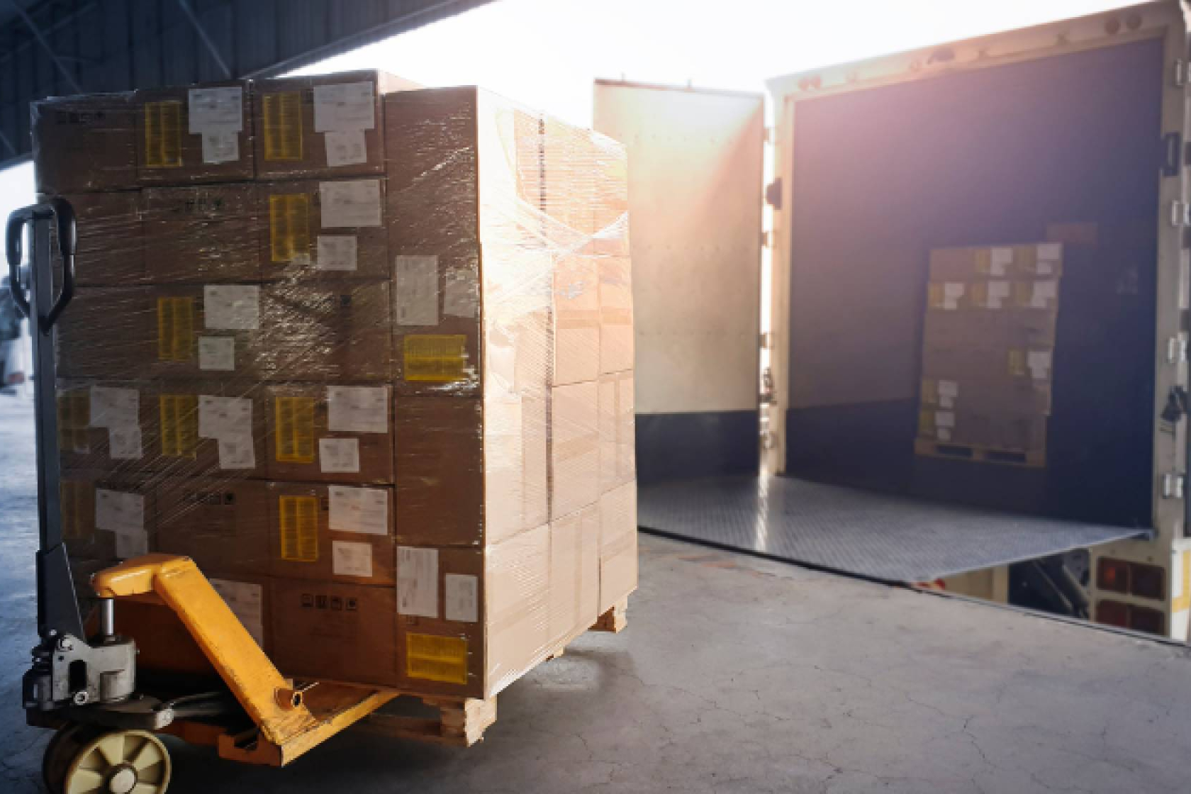 Transvolando ayuda a reducir costes en transporte paletizado aprovechando camiones de retorno
