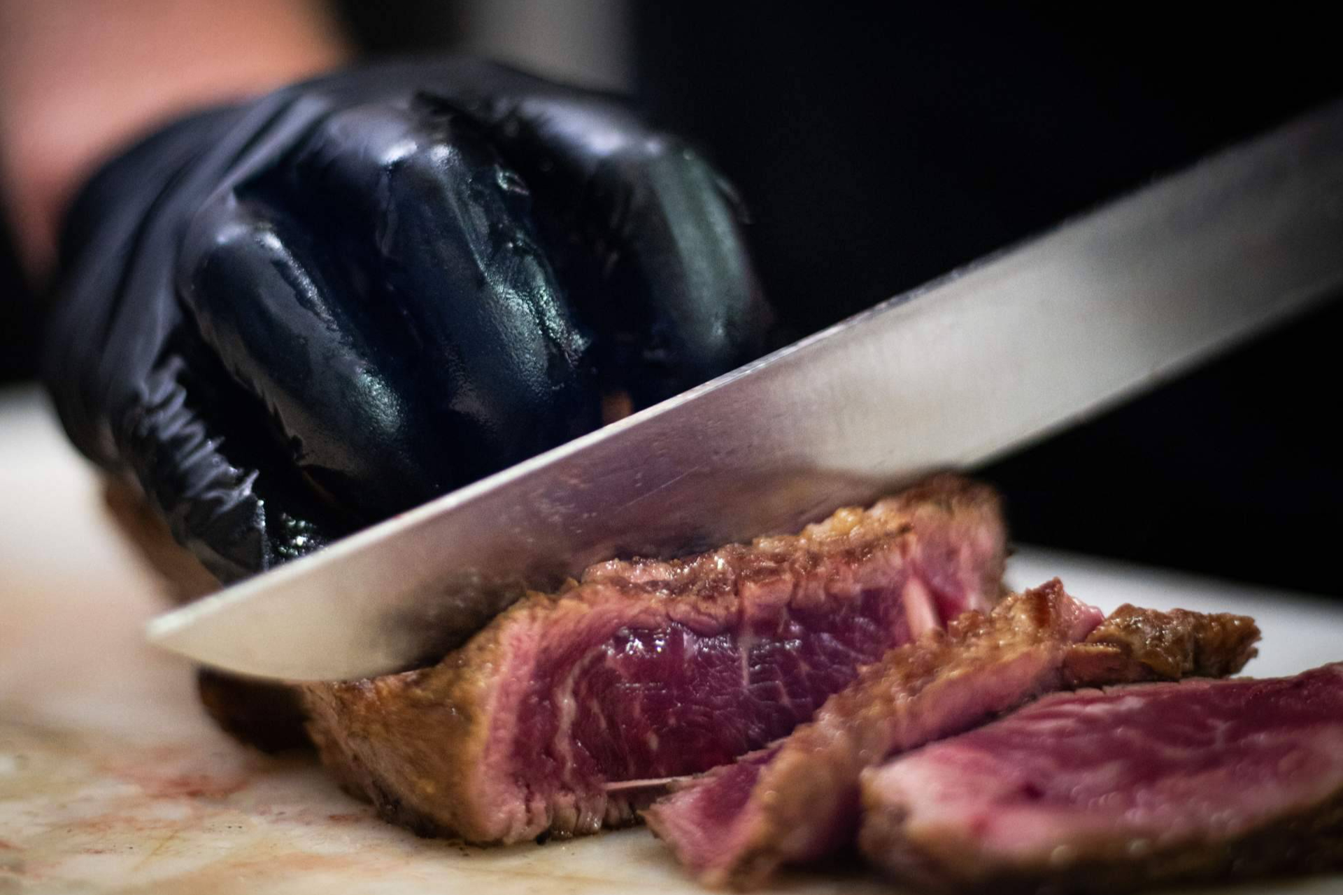 Dónde comer carne a la brasa en Madrid; propuestas que marcan la diferencia