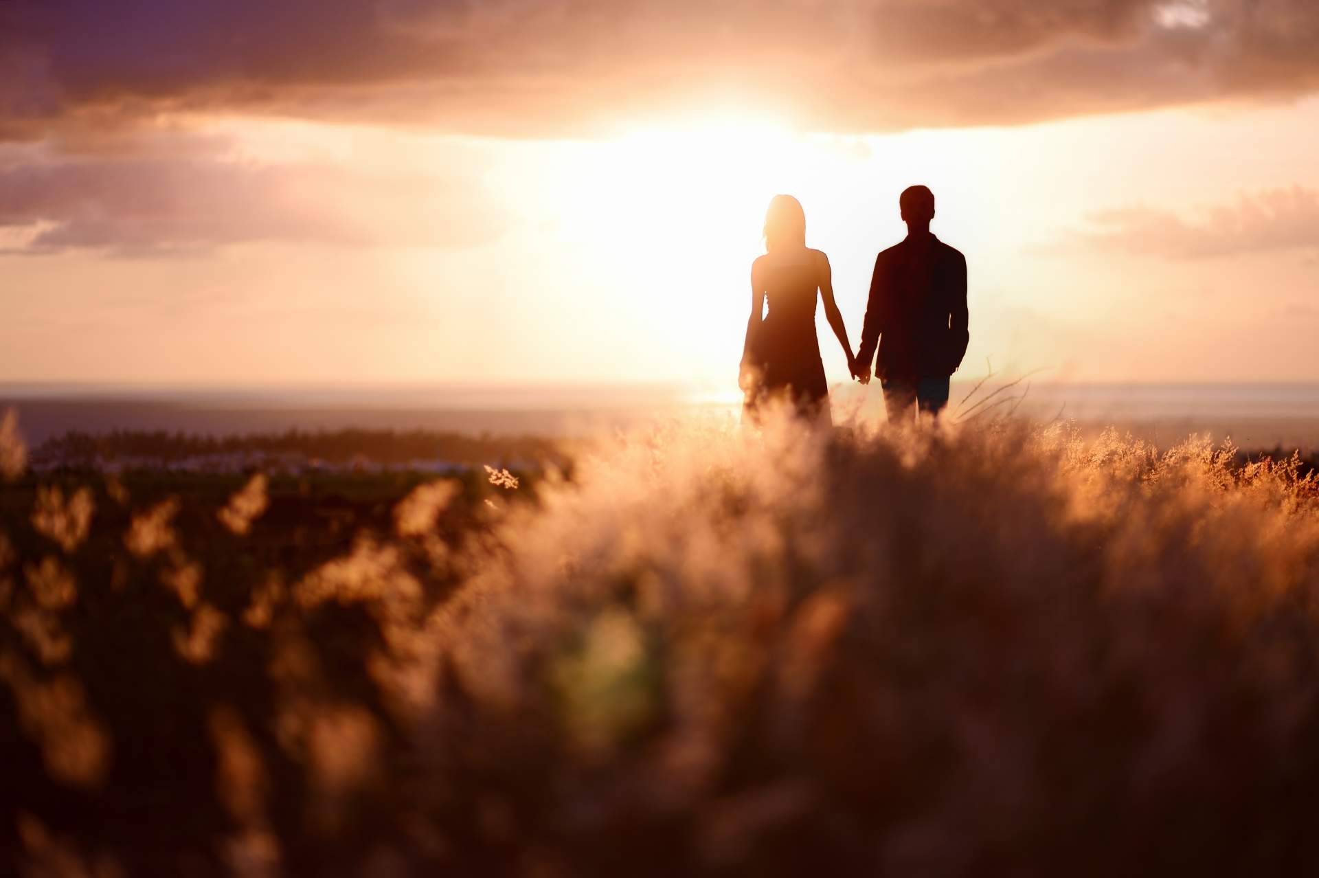 Editorial Sentir presenta 'Pareja en positivo', una obra sobre cómo cuidar el vínculo en la crianza