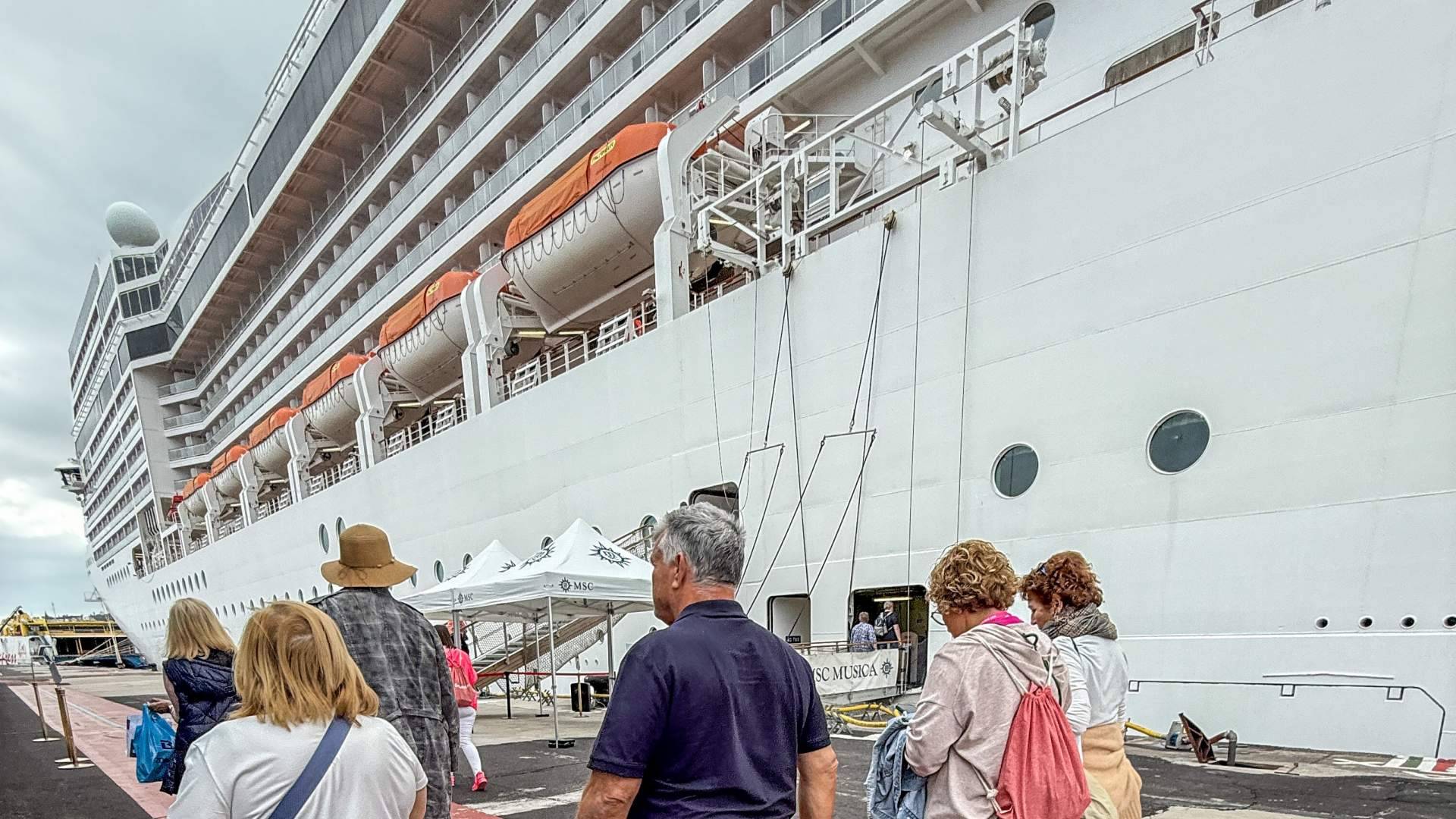 El crucero se consolida como la forma más económica de visitar varios países